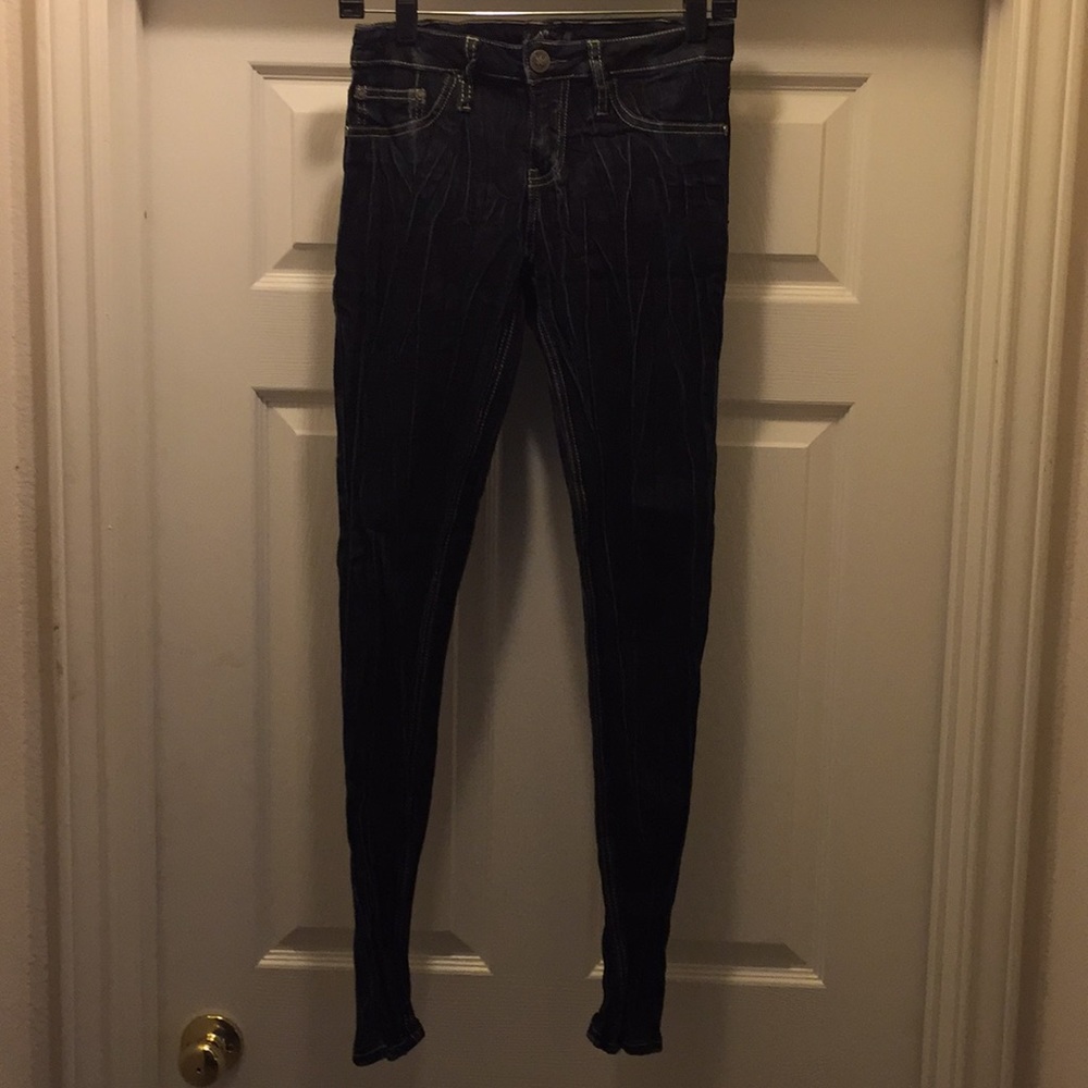 YMI Wrinkled Wash